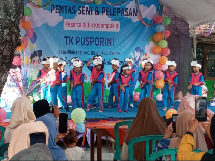 Pentas Seni Dan Pelepasan TK B TK Pusporini Desa Mlekang