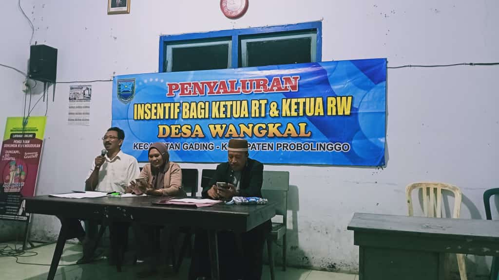 Penyaluran Insentif Bagi Ketua Rt Dan Rw Desa Wangkal