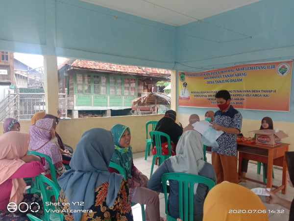KIE kepada keluarga balita oleh Sub PPKBD kampung KB Desa Tanjung Dalam