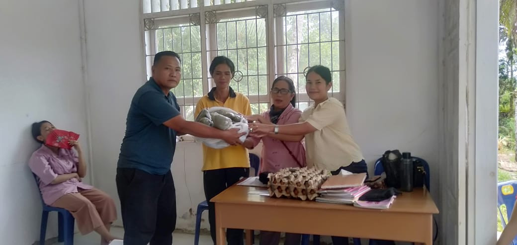 Pemberian Bantuan Nutrisi Kepada Keluarga Balita