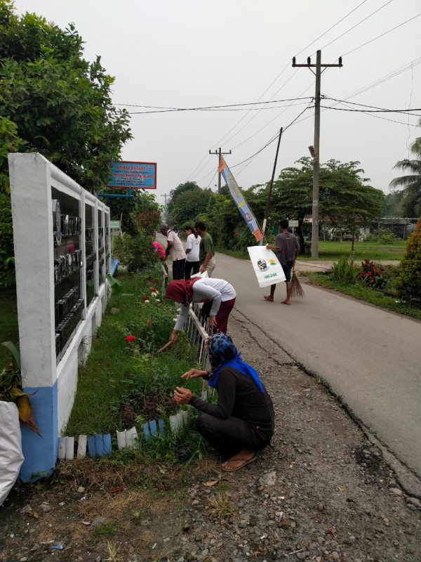 Gotong royong memperingati hai kebersihan sedunia