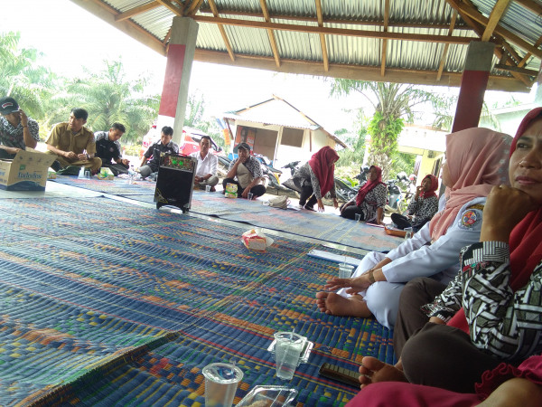 Rapat pertemuan POKJA Kampung KB mangrove