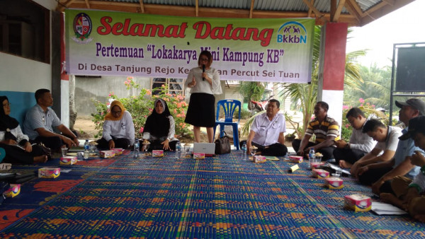 Rapat Pertemuan Loka Karya Mini di Kampung Kb Desa Tanjung Rejo