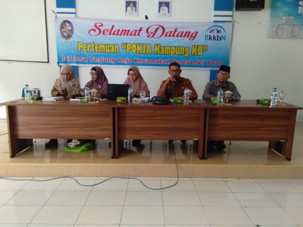 Rapat pertemuan POKJA Kampung KB mangrove