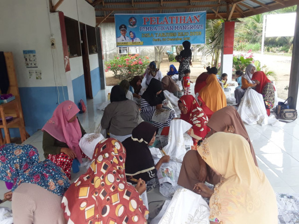 Latihan Membatik hari ke tiga