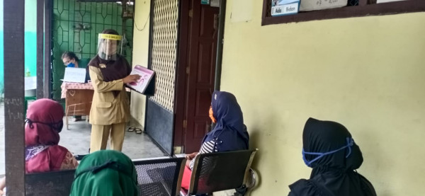 Melakukan Konseling Program KKBPK tentang Alkon MKJP