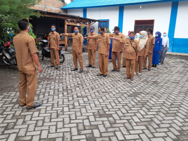 Apel Pagi Staff Desa, Kadus-Kadus dan siswi PKL