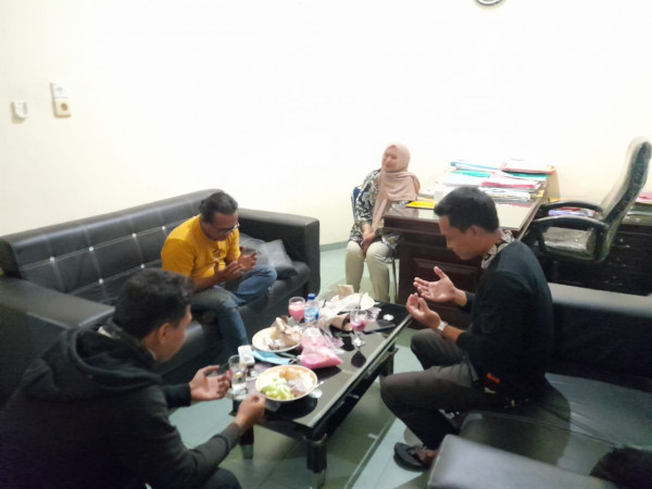 Buka Bersama Staff Desa TAnjung Rejo