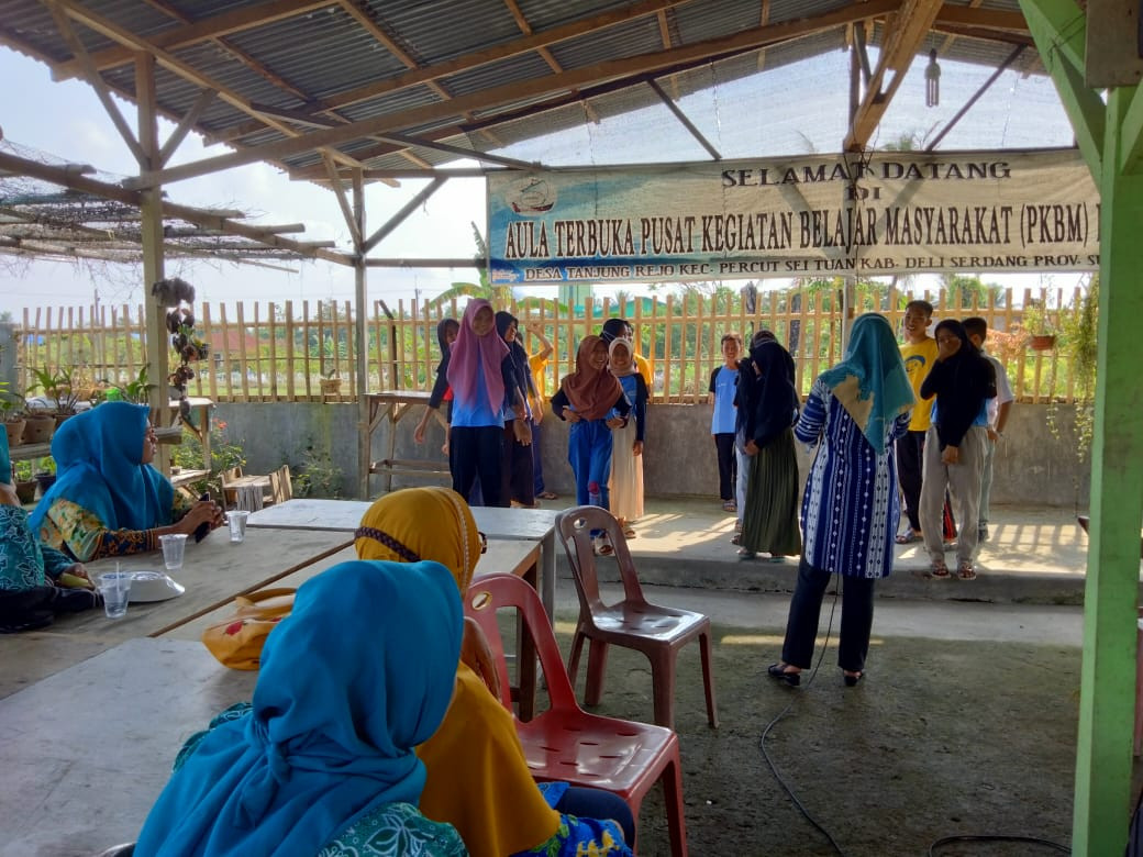 Pembinaan PIk R di Laskar Pelangi