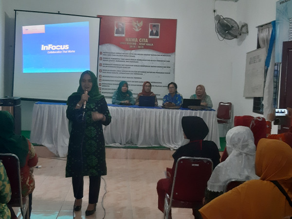 Pembinaan PAAR,pemeriksaan IVA Test dan pelayanan kb gratis di kampung kb Sekip Jaya Desa Sekip Kecamatan Lubuk Pakam