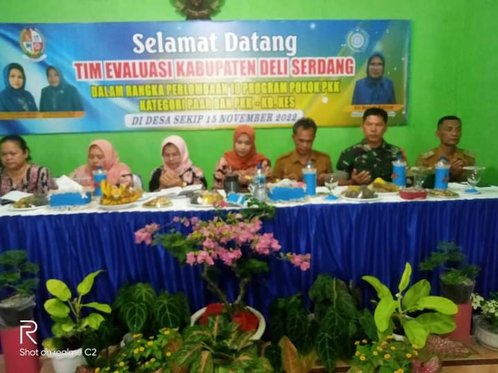 Evaluasi 10 program pokok PKK kategori pAAR..