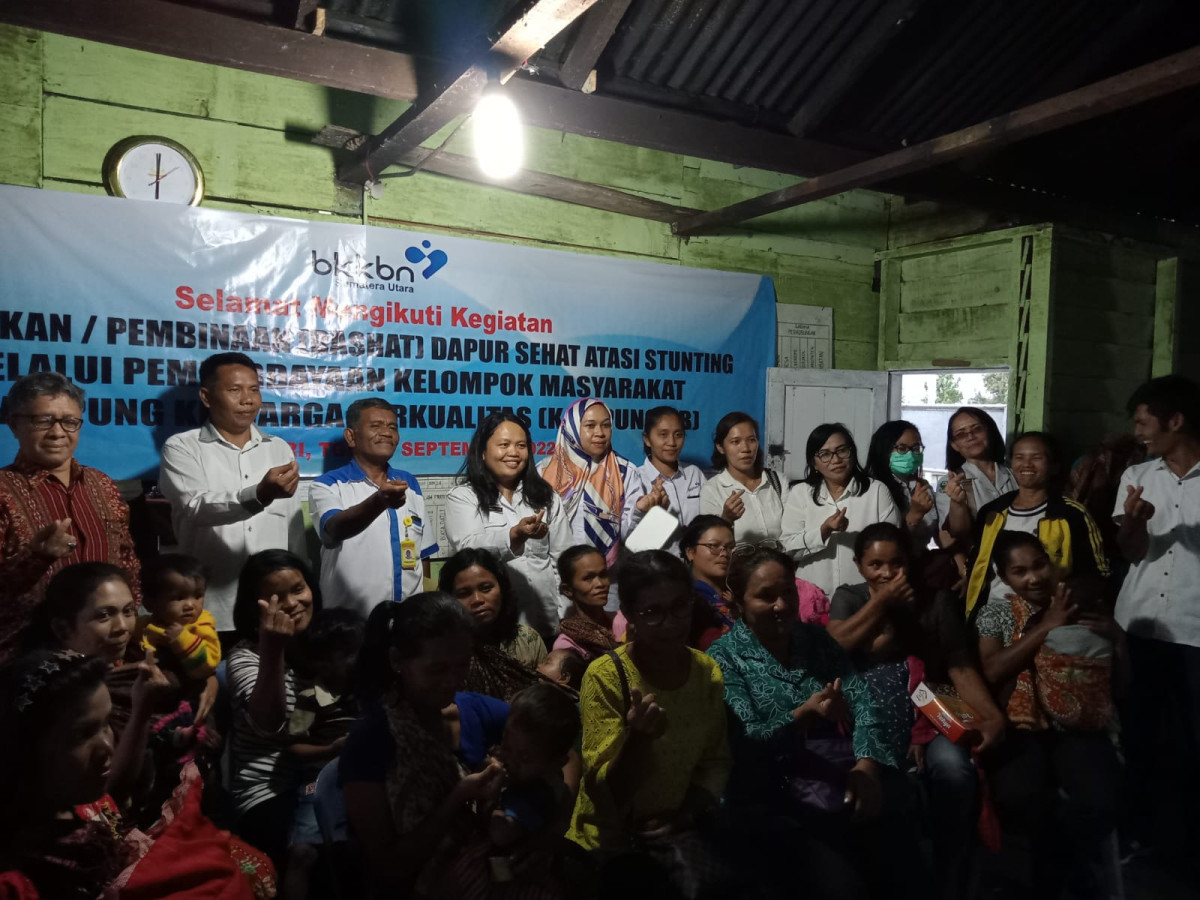 PEMBENTUKAN DAN PEMBINAAN DASHAT MELALUI PEMBERDAYAAN KELOMPOK MASYARAKAT DI  KAMPUNG KELUARGA BERKUALITAS (LAUNCHING DASHAT)