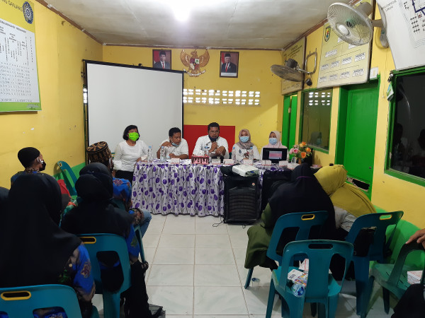 Rapat Operasional Ketahanan Keluarga berbasis kelompok kegiatan di Kampung KB 