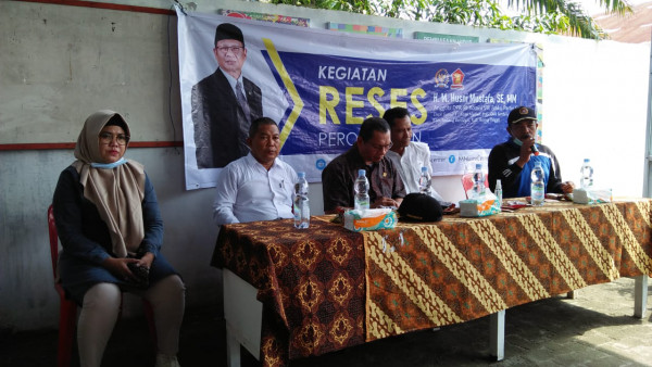 Reses anggota dewan DPR RI Komisi VIII Fraksi Gerindra di Dusun II Desa Pematang Ganjang