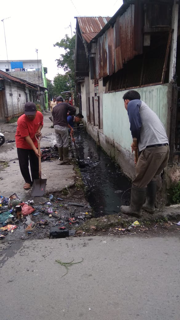 Gotong Royong Massal