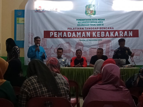 sosialisasi pemadaman kebakaran