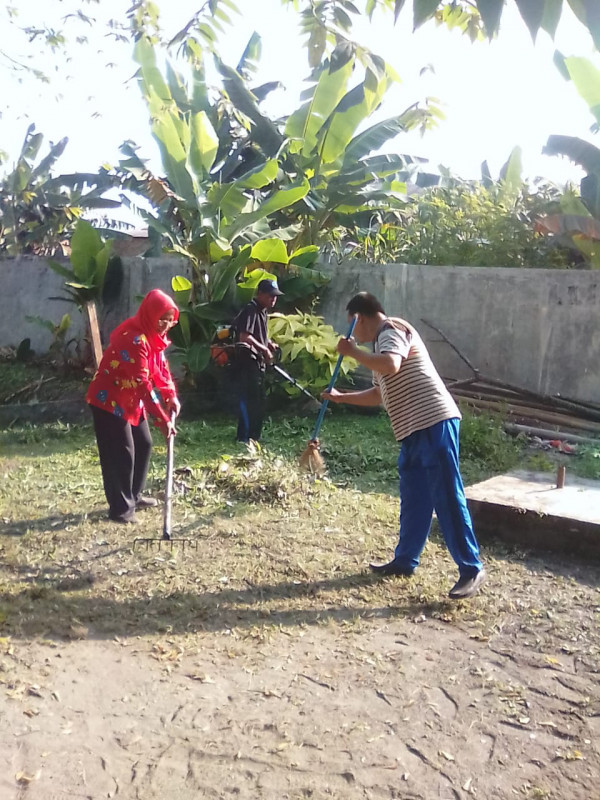 Gotong royong bersama PKB