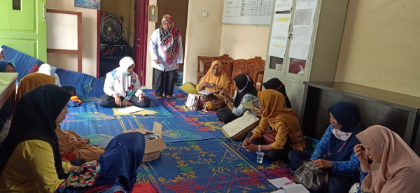 melakukan pembinaan bkr nurul salam kampung kb