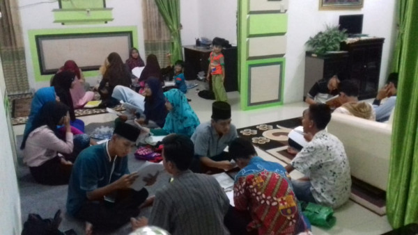 Persiapan lomba MTQ nasional tk kota bagi Pik remaja sirriah Al aamir