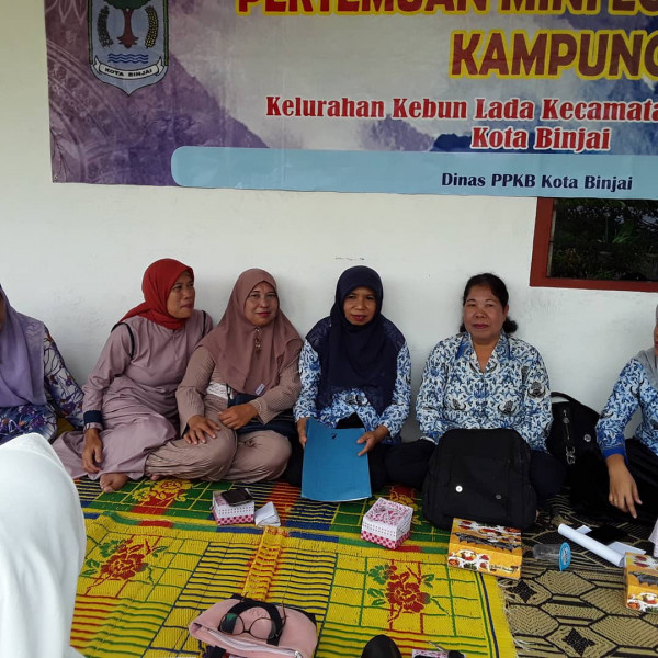 Pertemuan mini lokakarya kampung KB  kebun lada 