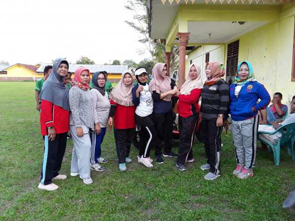 Senam lansia melati kampung KB rutin setiap hari selasa