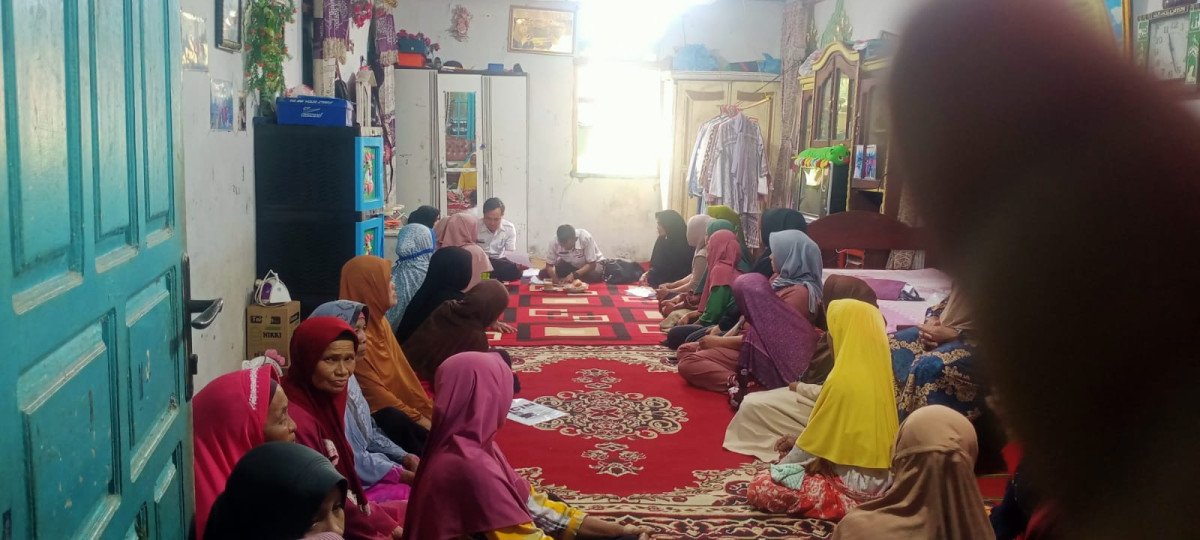 Pertemuan kelompok keluarga penerima PKH Nagari Guguk Sarai