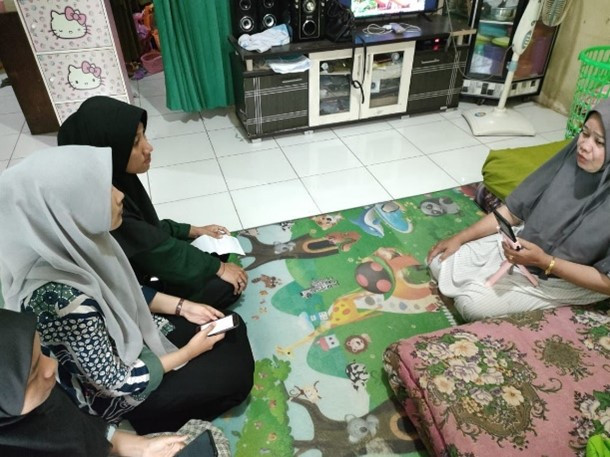 Koordinasi bersama Bidan Nagari Sisawah mengenai jadwal pelaksanaan Posyandu