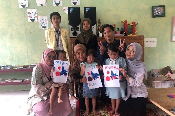 Sosialisasi Mahasiswa KKN Tematik Stunting UNP di PAUD Al-Hidayah Sisawah