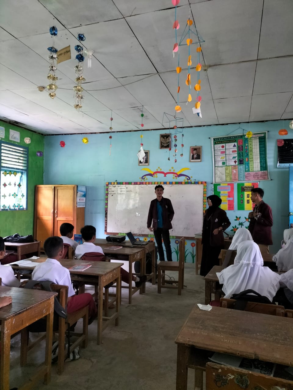 pembinaan anak kkn uin di sekolah dasar