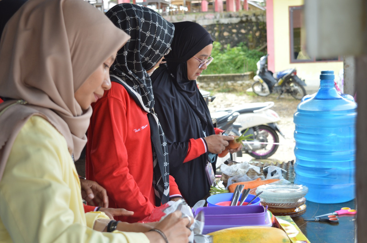 Kegiatan Demo Masak Masakan Bergizi Pojok Gizi Day 1 Sekaligus