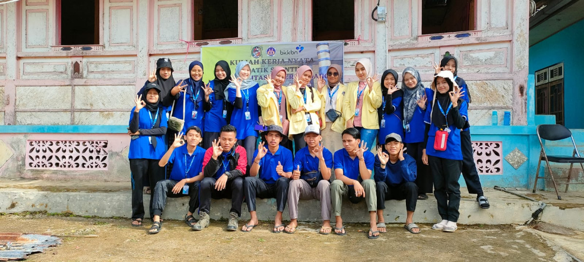 Rabu Bersih : Membersihkan Kantor Wali Nagari Sungai Naniang