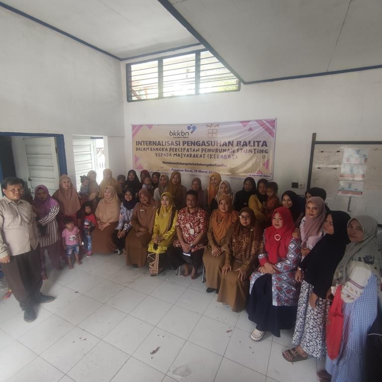 internilisasi pengasuhan balita dalam rangka percepatan penurunan stunting kepada masyarakat