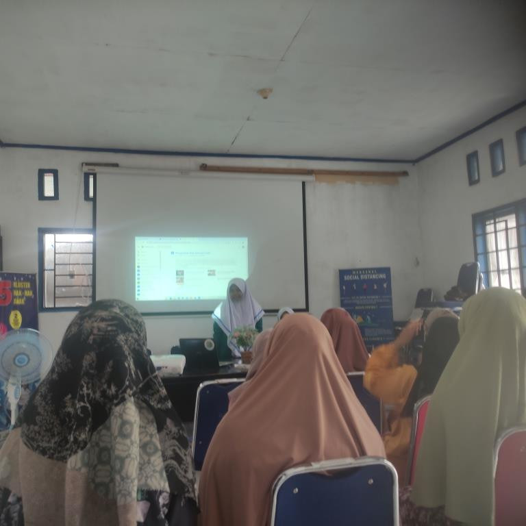 PENYULUHAN KEPADA IBU BALITA Bersama mahasiswa KKN poltekes kemenkes