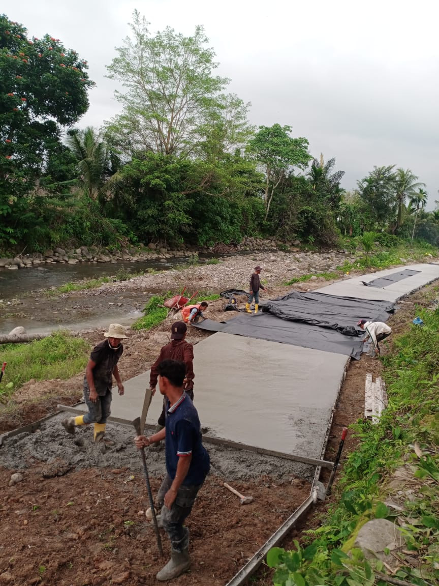 sedang pengecoran