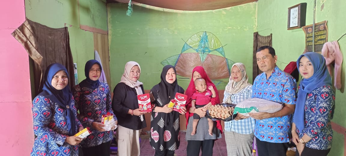 Pendampingan dan Fasilitasi Bantuan Bapak Asuh Anak Stunting pada sasaran Baduta Abizhar Al Azzam