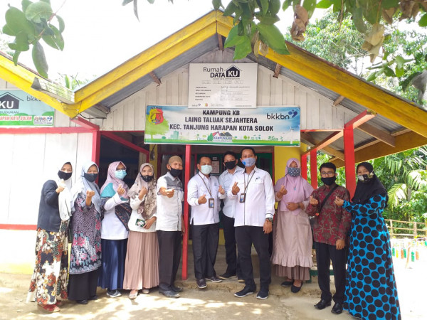 Pembinaan perwakilan BKKBN Propinsi ke Rumah Dataku