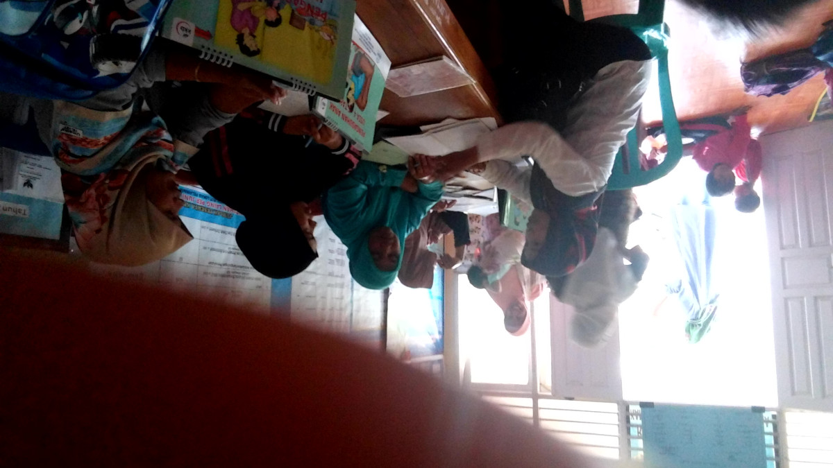 Kegiatan  poktan BKB Cempaka 2 Holistik Integratif dengan Posyandu Cempaka 1 dan PAUD Ambun Suri