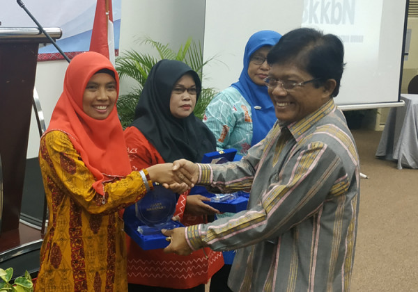 Irma Oktri Widiyani, Ketua Kampung KB Koto Katik Ukir Prestasi di Kancah Nasional