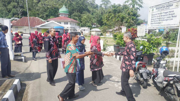 Pokja Kampung KB Gema Kencana Padang Pariaman Studi Tiru ke Koto Katik