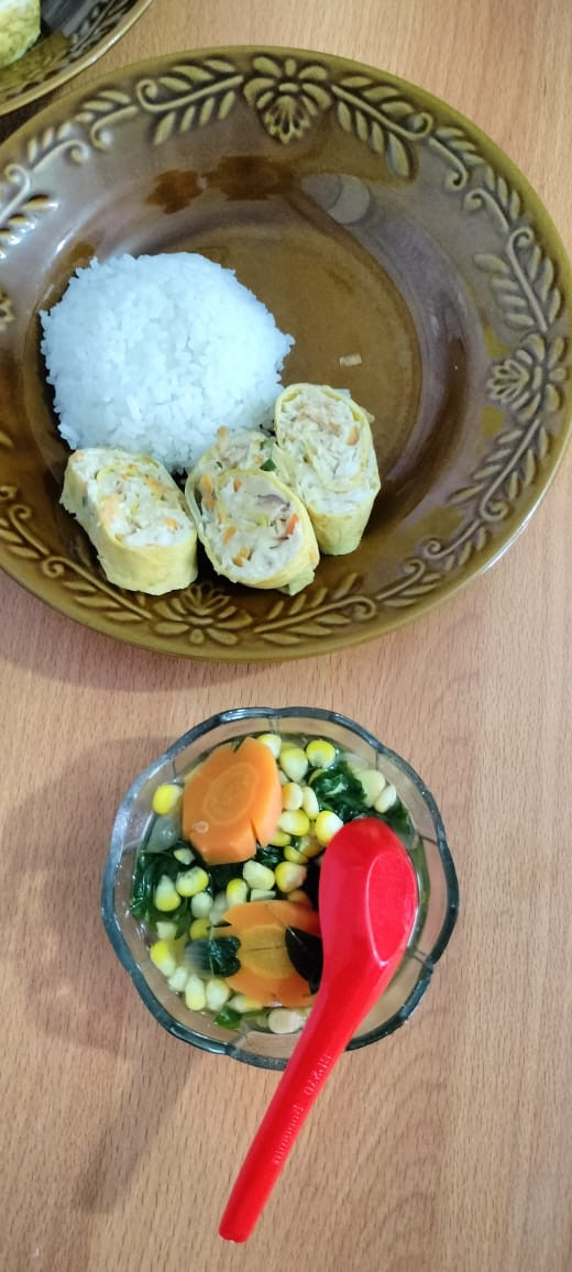 Hasi olahan menu DASHAT hari pertama Nasi puti,rolade tahu telur,dan sayur benir daun kelor,jagung dan wortel