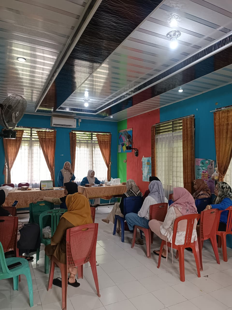 Edukasi tentang kesehatan alat reproduksi wanita