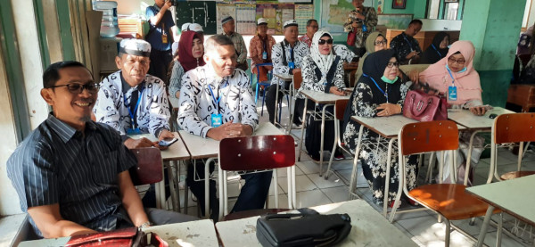 Studi Banding Seksi Pendidikan ke Bandung