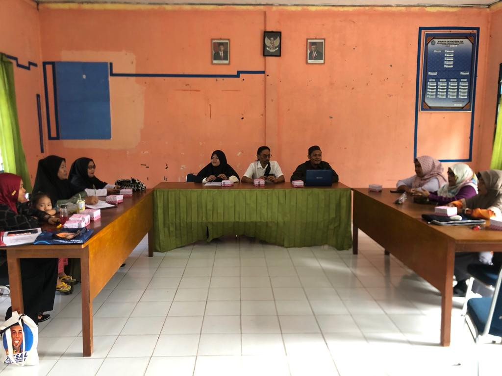 Pembinaan Kader POKTAN Pertama di Kampung KB Tanjung Penyembal