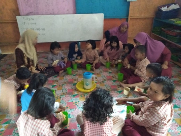 MAKANAN TAMBAHAN BAGI ANAK