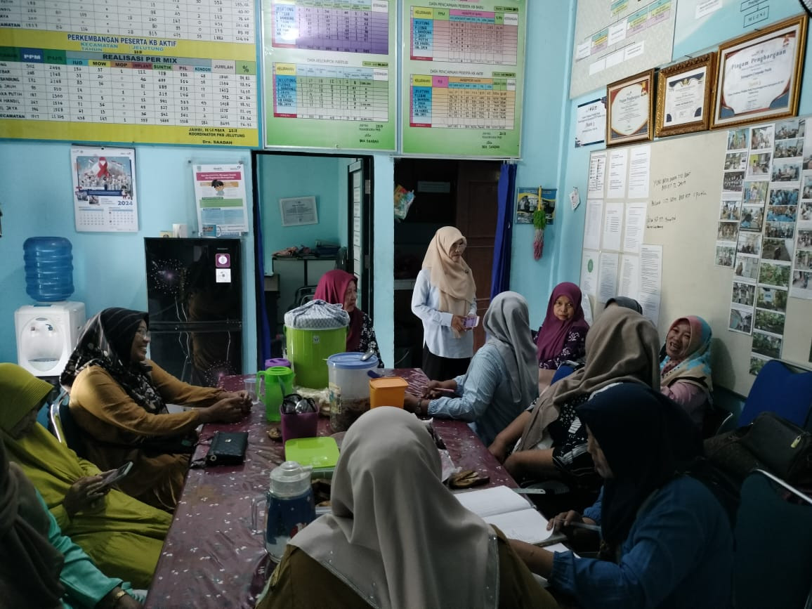 Pertemuan kader sekaligus pembinaan tentang 6 peran IMP