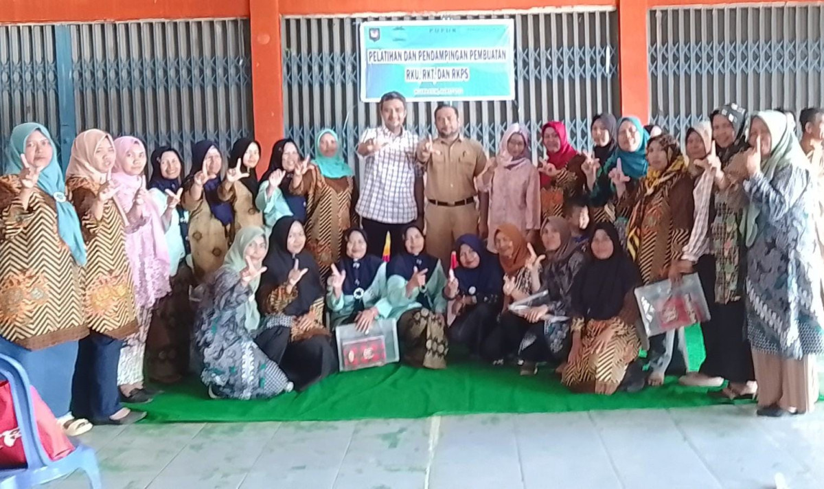 Fhoto bersama bapak kph semende