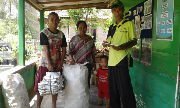 pengelolaan Bank Sampah Di Desa Sukamulya