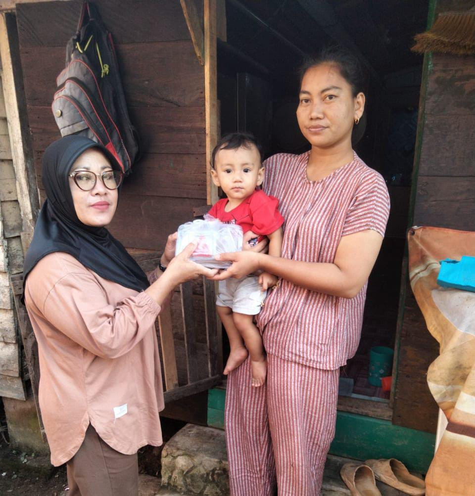 pemberian bantuan BMT pada ibu hamil