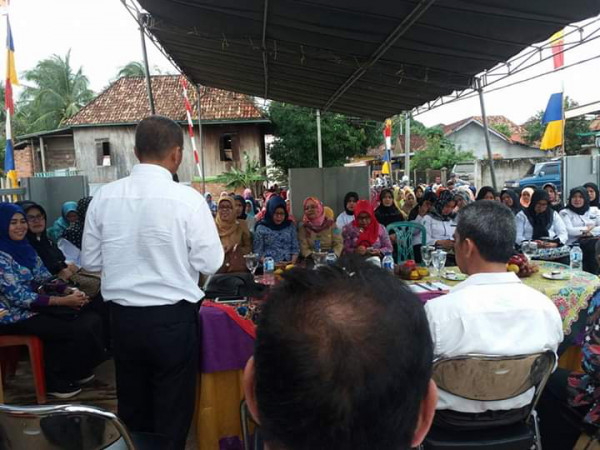 Pembukaan Pertemuan Forum Musyawarah Kampung Oleh Camat Tanjung Batu