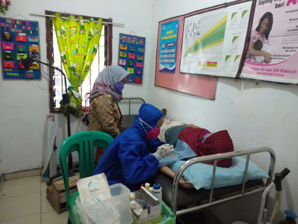 Pelayanan KB Serentak pada Hari Keluarga Nasional 2020 ke XXVII